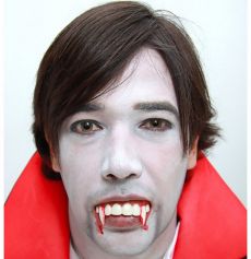 Zuby upír krvavé na Halloween